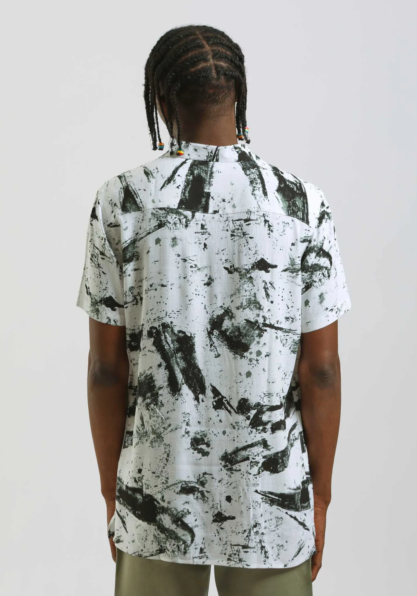 Camicia mezza manica fantasia 100% viscosa