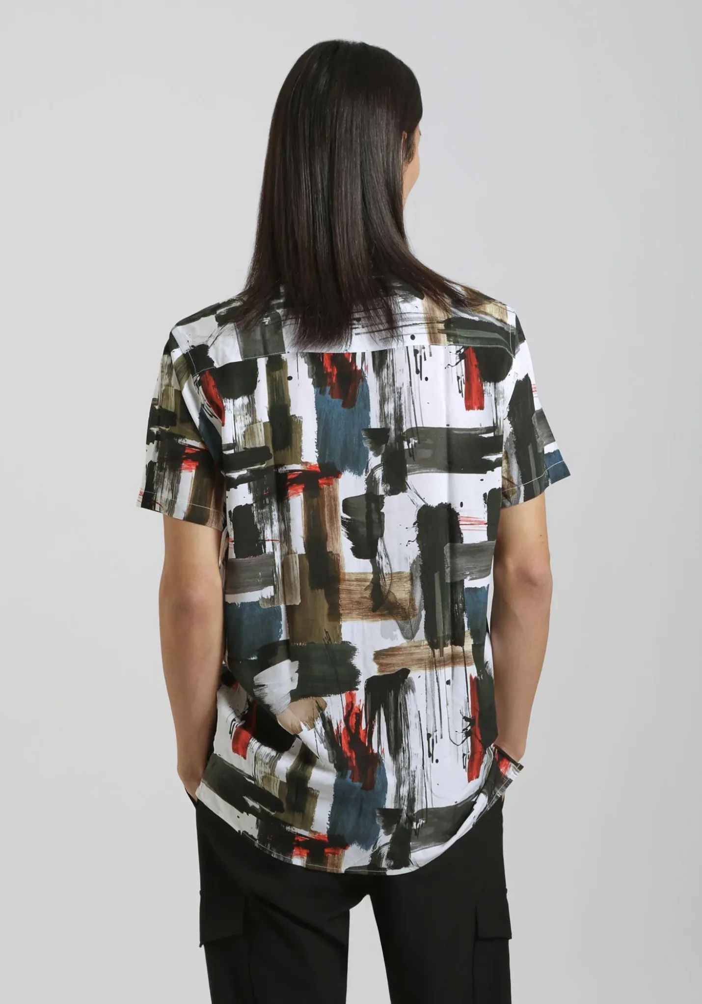 Camicia mezza manica fantasia 100% viscosa