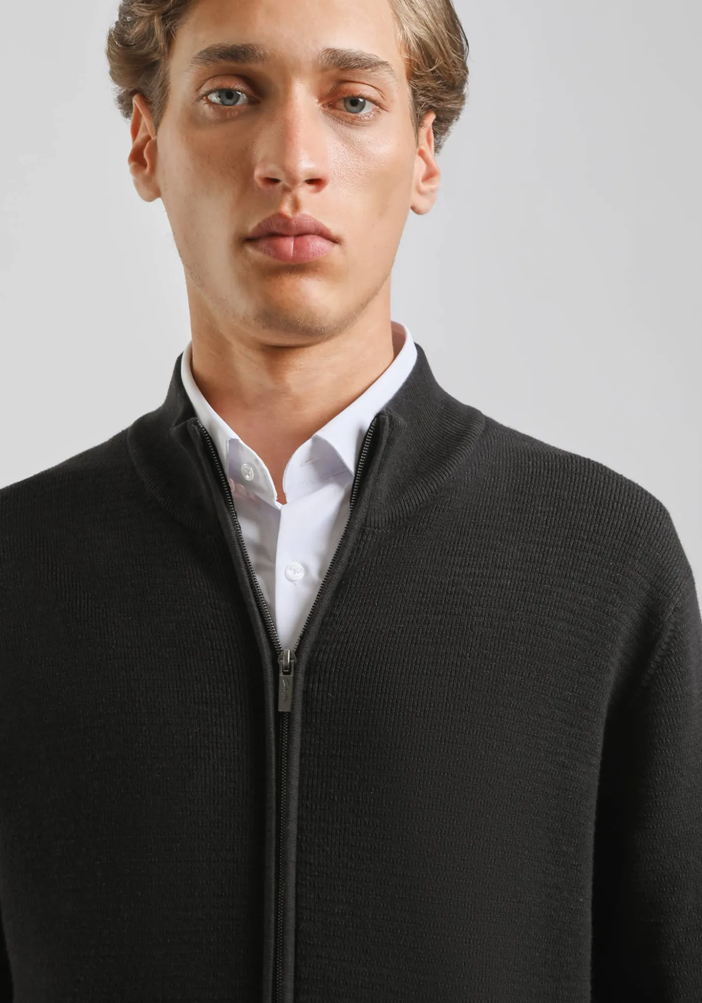 Cardigan con zip