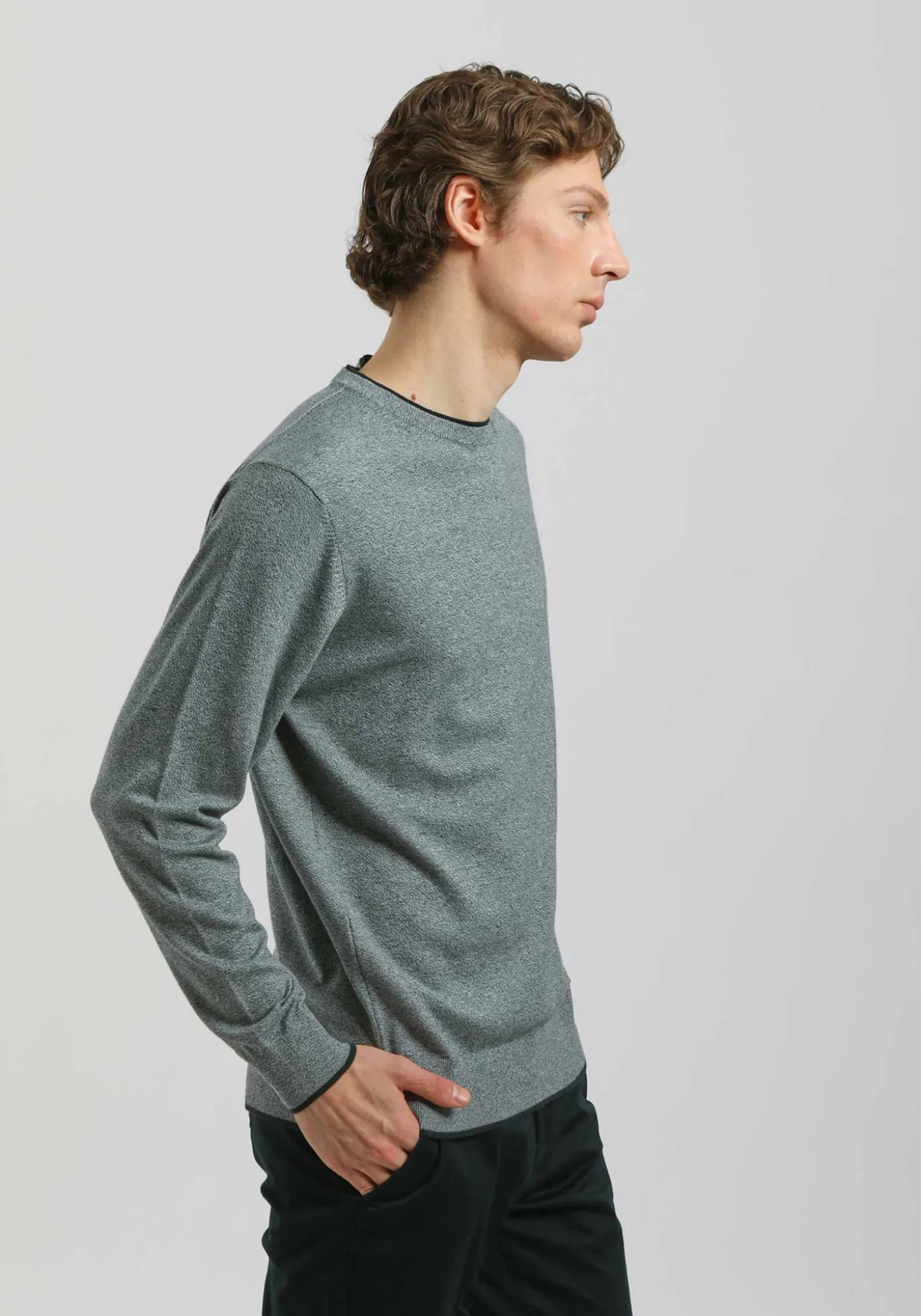 Maglia girocollo doppio collo