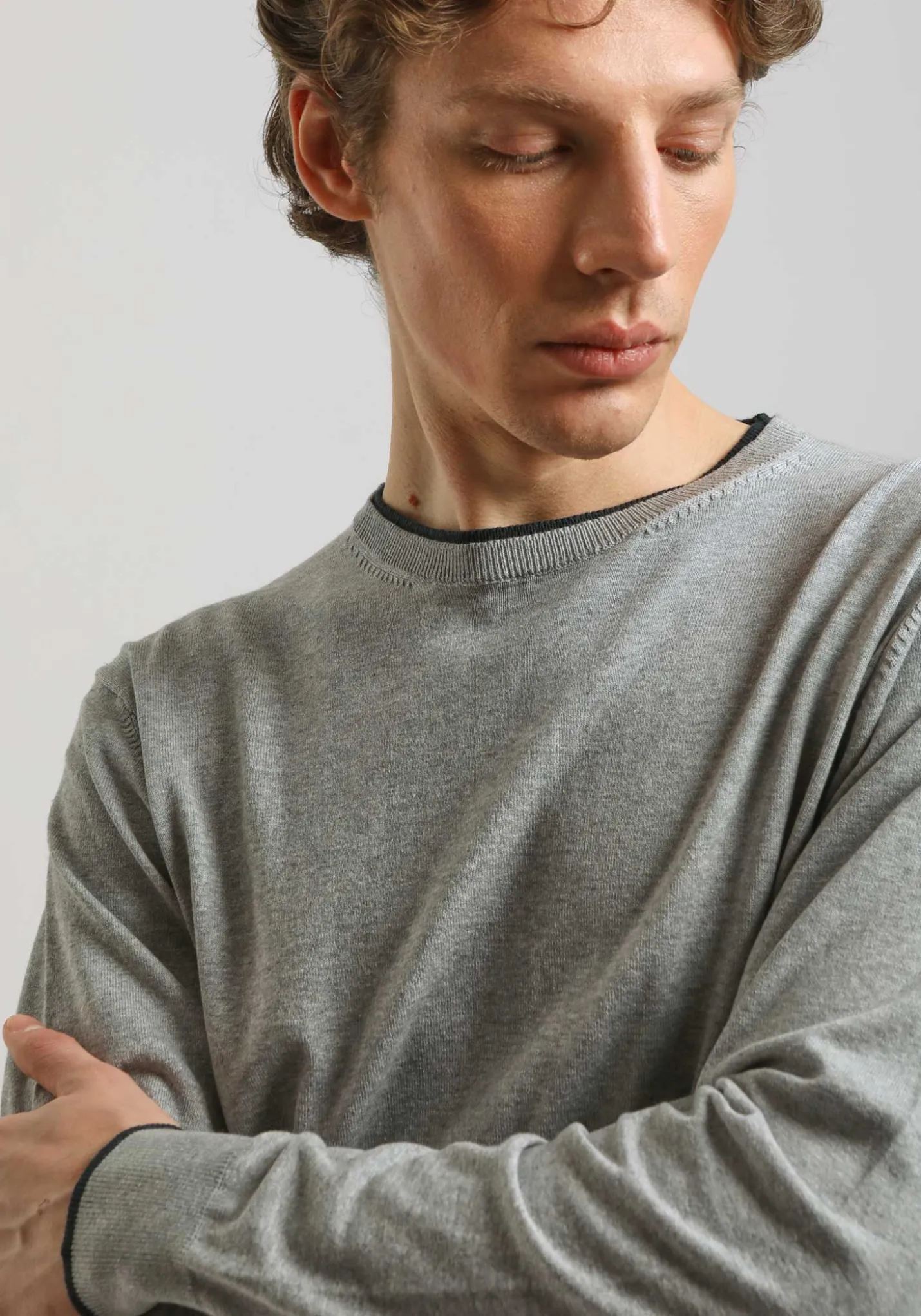 Maglia girocollo doppio collo