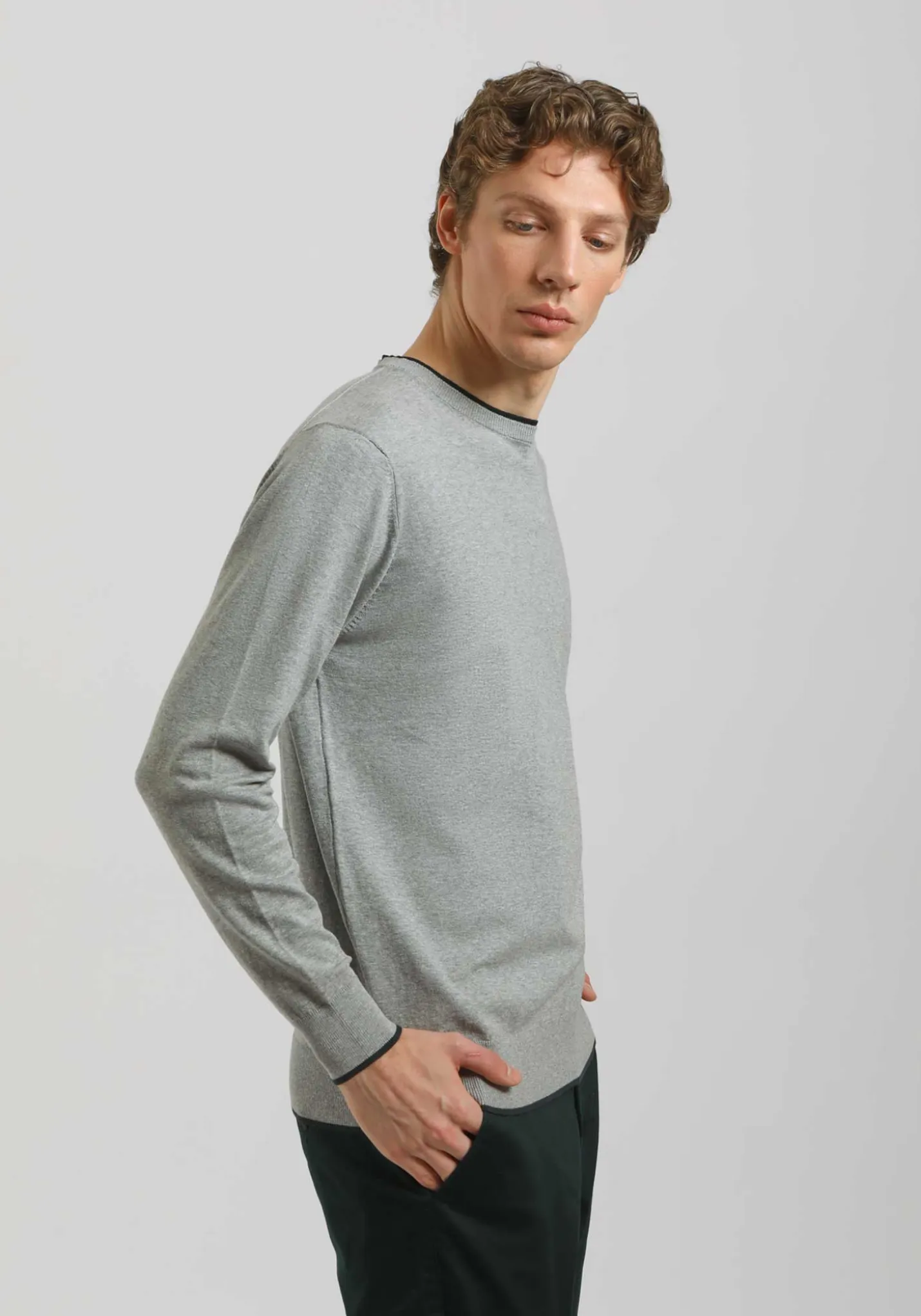 Maglia girocollo doppio collo