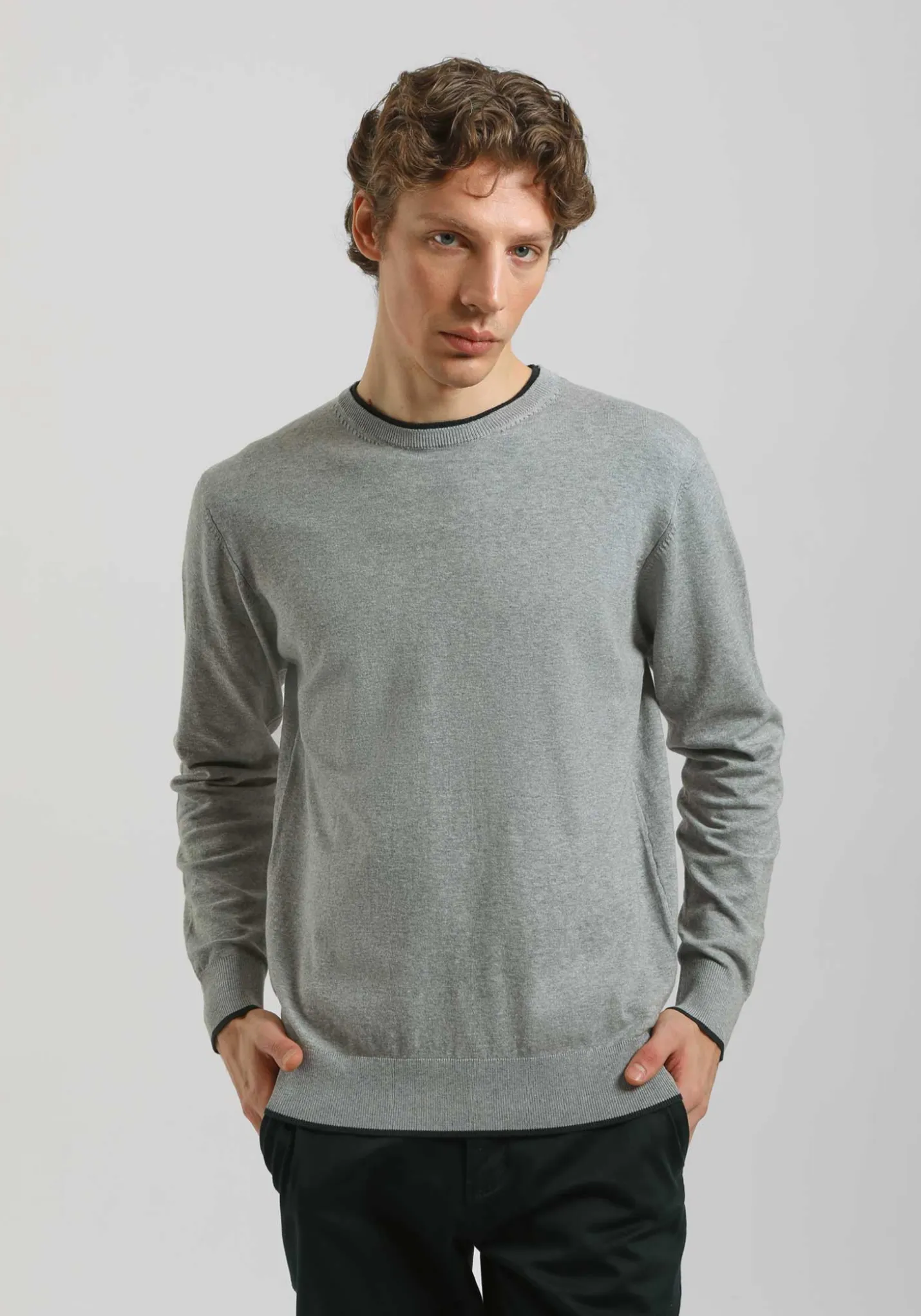 Maglia girocollo doppio collo
