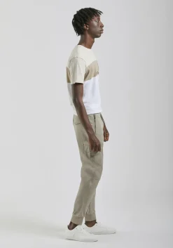 Pantaloni cargo con elastici alle caviglie