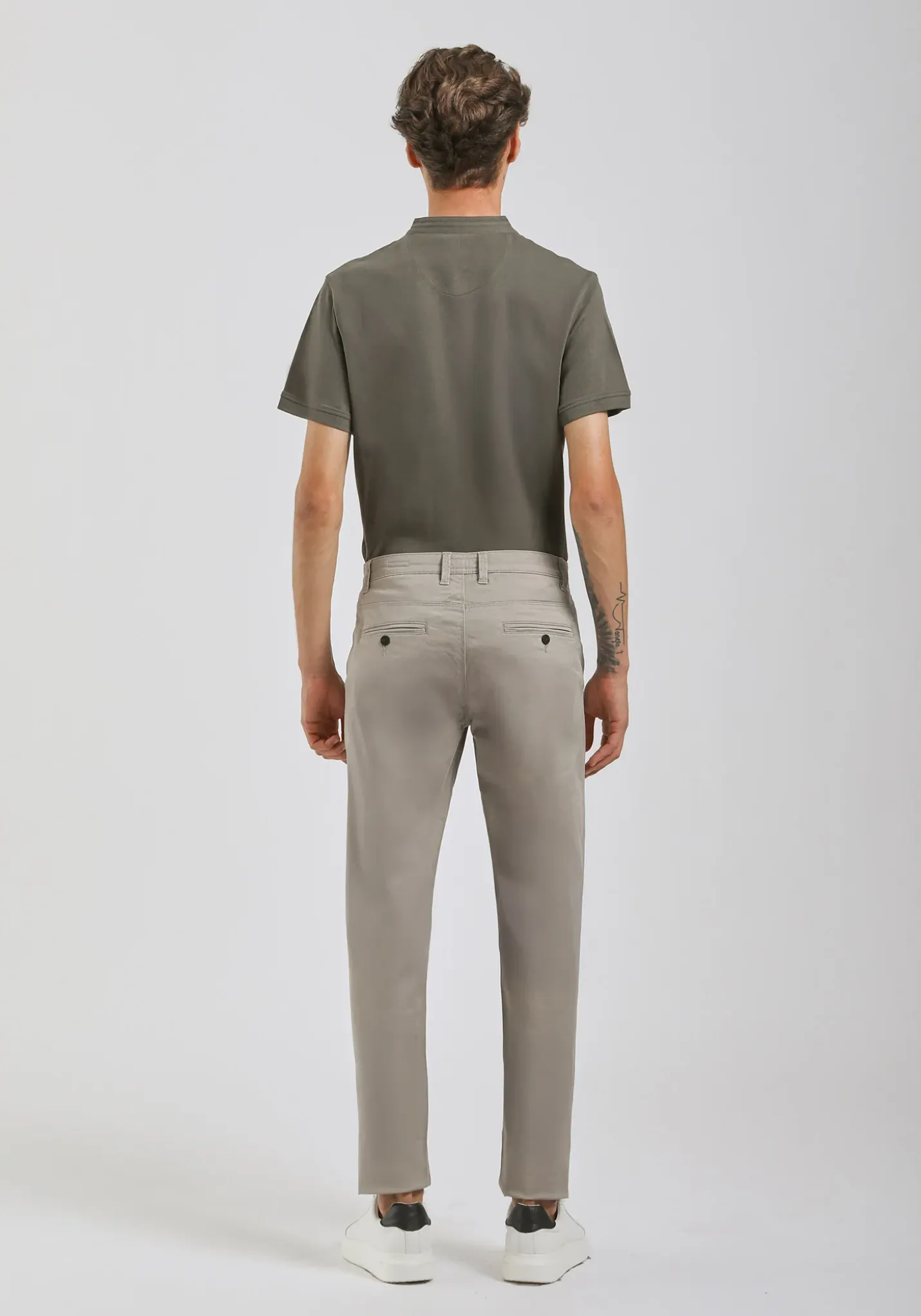 Pantaloni chino in cotone