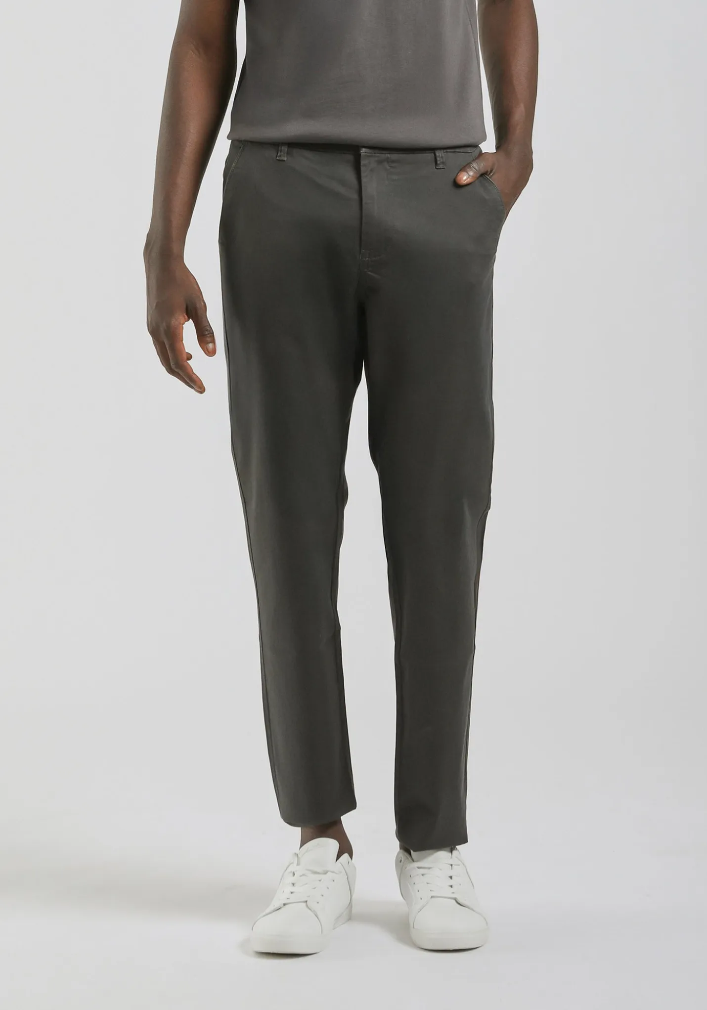 Pantaloni chino in cotone