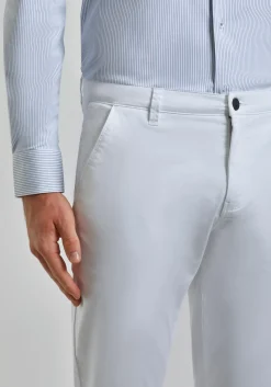 Pantaloni chino in cotone