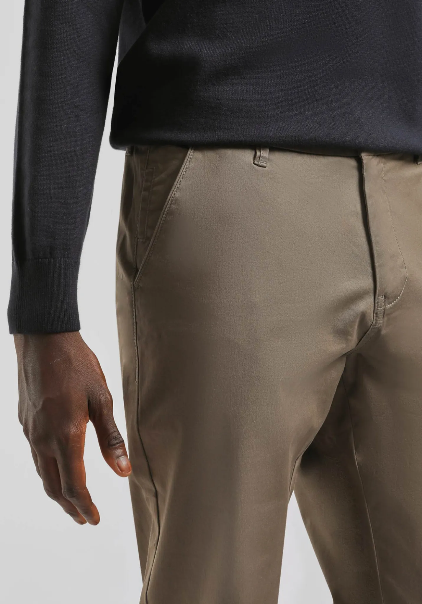 Pantaloni chino in cotone