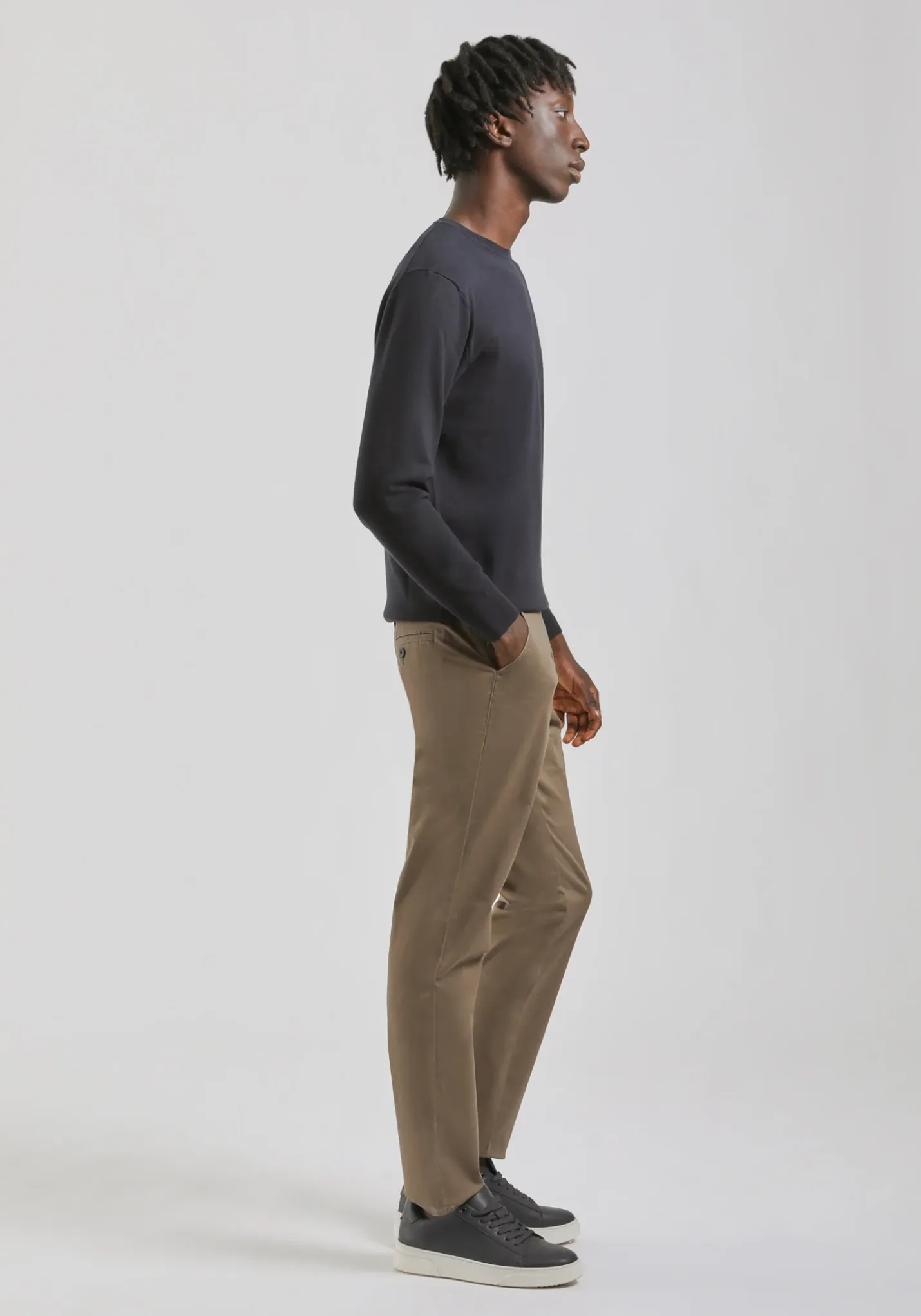 Pantaloni chino in cotone