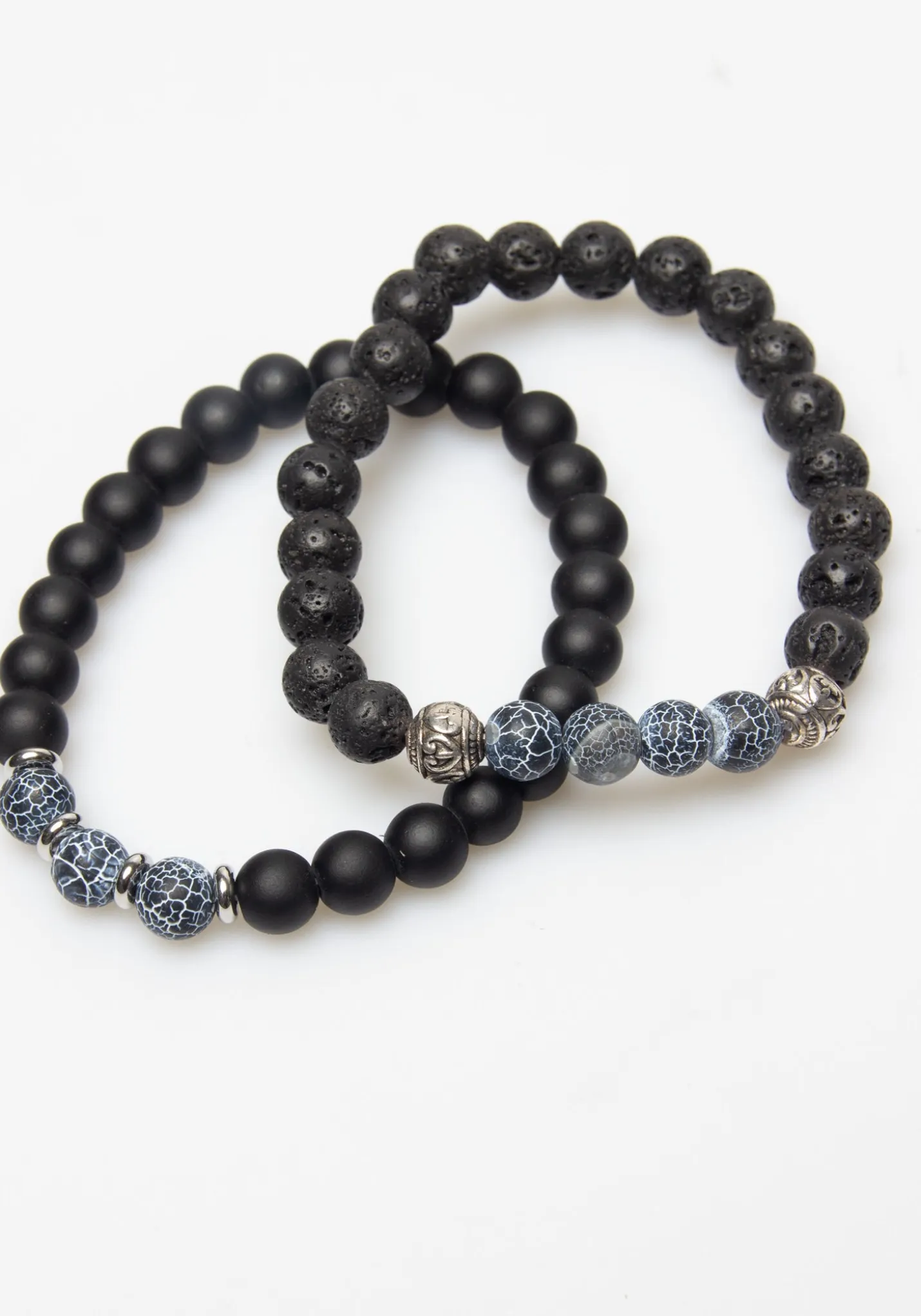Set di bracciali in pietra