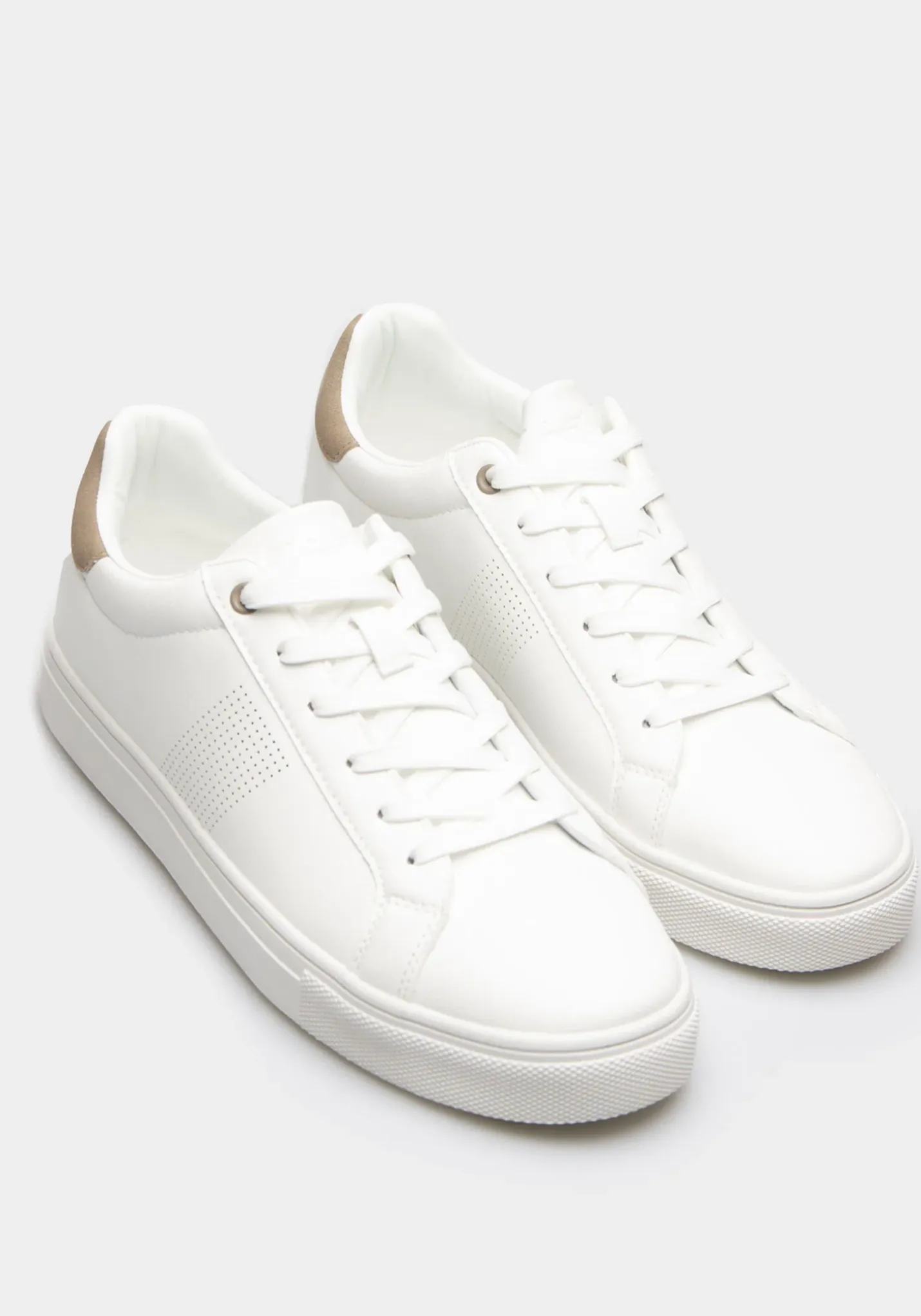 Sneakers effetto pelle