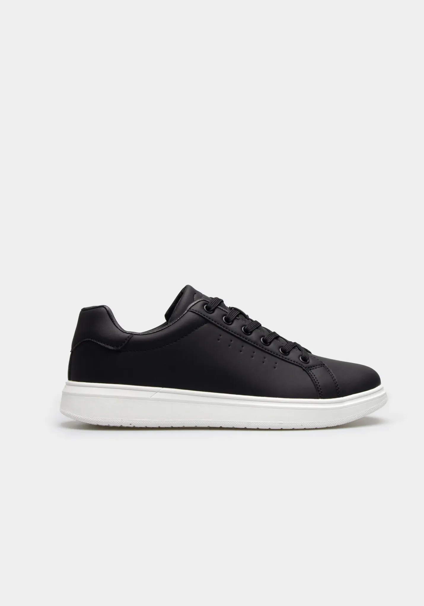 Sneakers effetto pelle