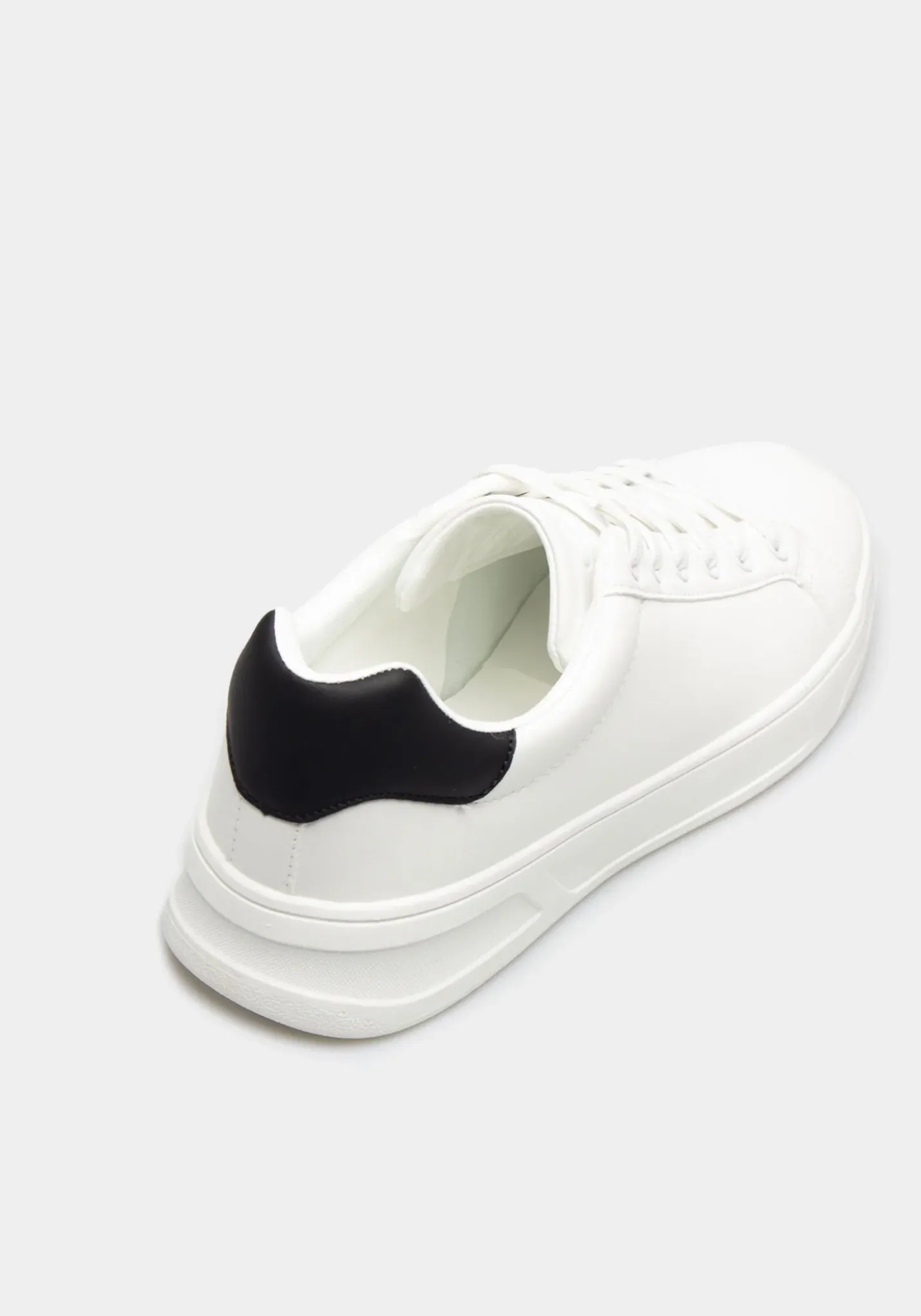 Sneakers effetto pelle