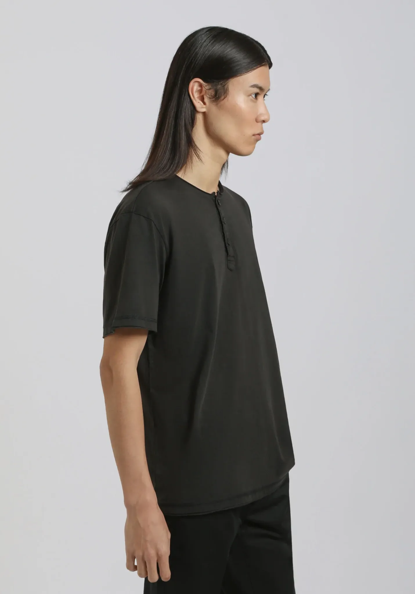 T-shirt collo serafino