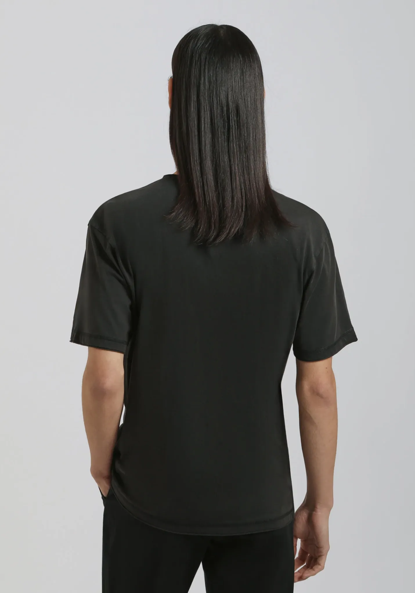 T-shirt collo serafino