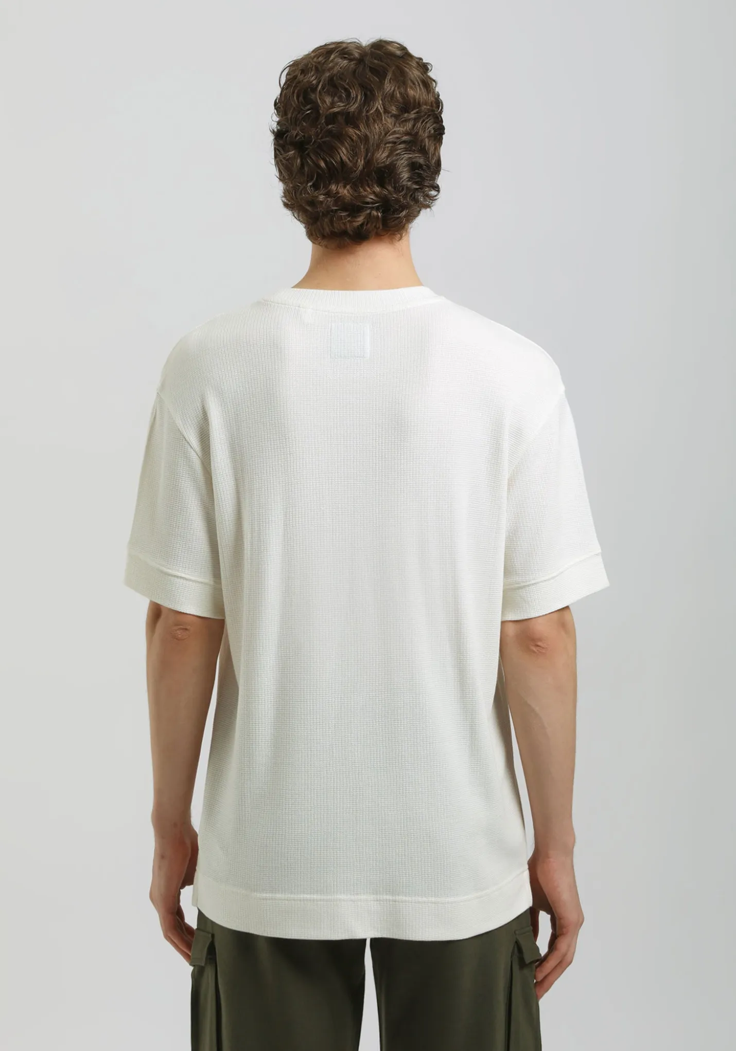 T-shirt strutturata