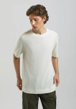 T-shirt strutturata