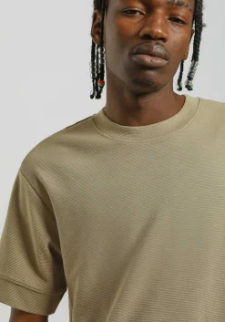 T-shirt strutturata