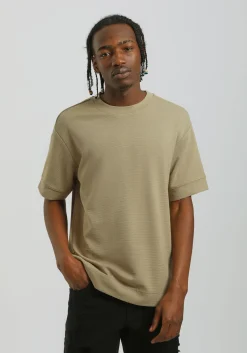 T-shirt strutturata