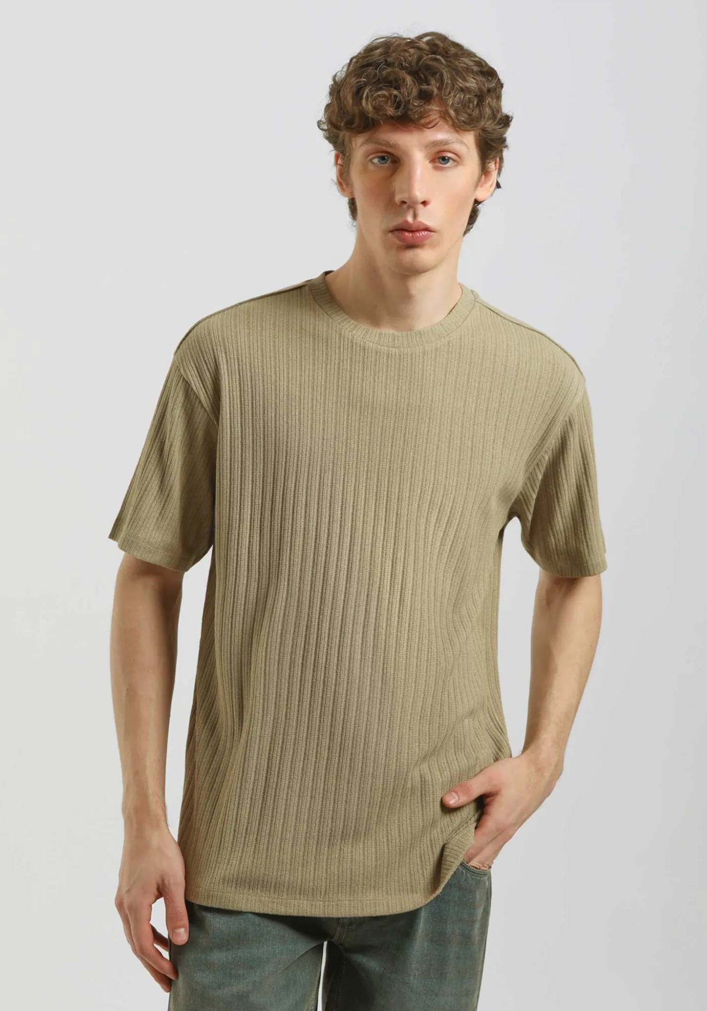 T-shirt strutturata